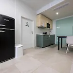 Daire Front - 3 Bedrms With Ac, Free Parking And Wifi
