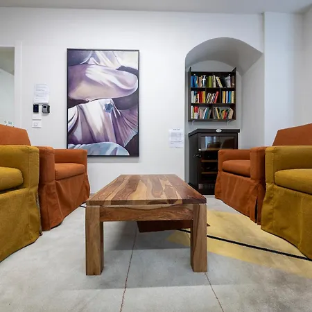 Apartment Front - 3 Bedrms With Ac, Free Parking And Wifi Olginate